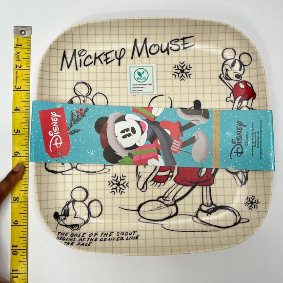 Disney Mickey Mouse Plate Set of 4 Tabletop Holiday Gourmet Christmas Plates mom - Picture 14 of 16